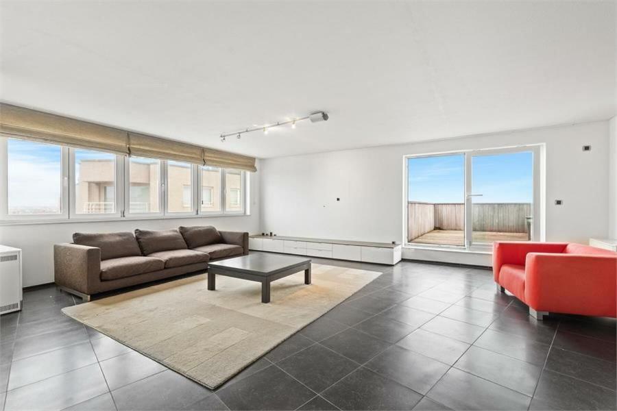 Luxury Penthouse In The Center Of T101 *
