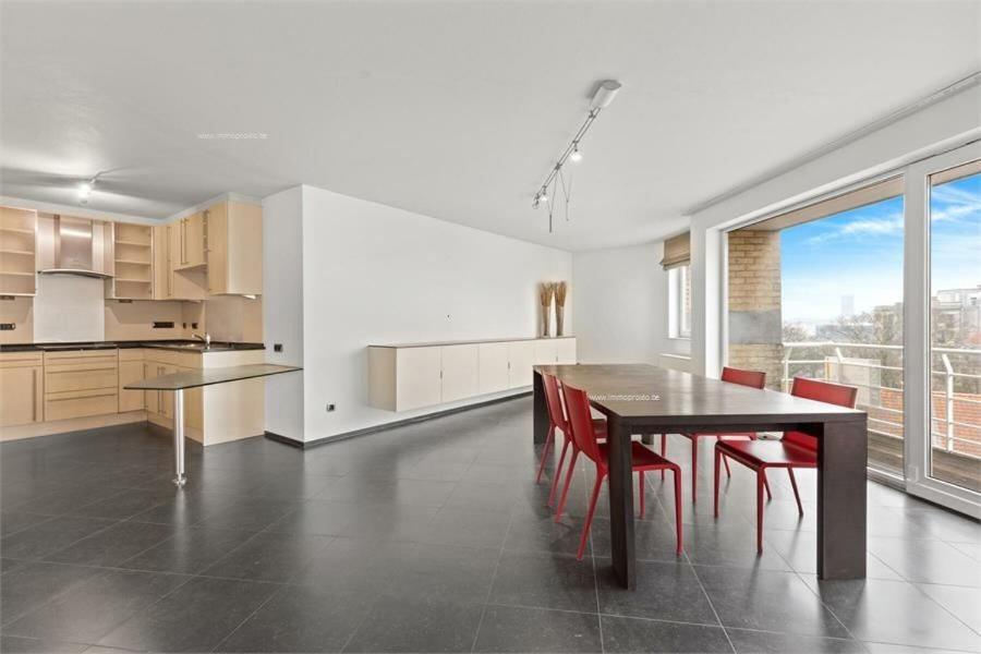 Luxury Penthouse In The Center Of T101 Apartment *
